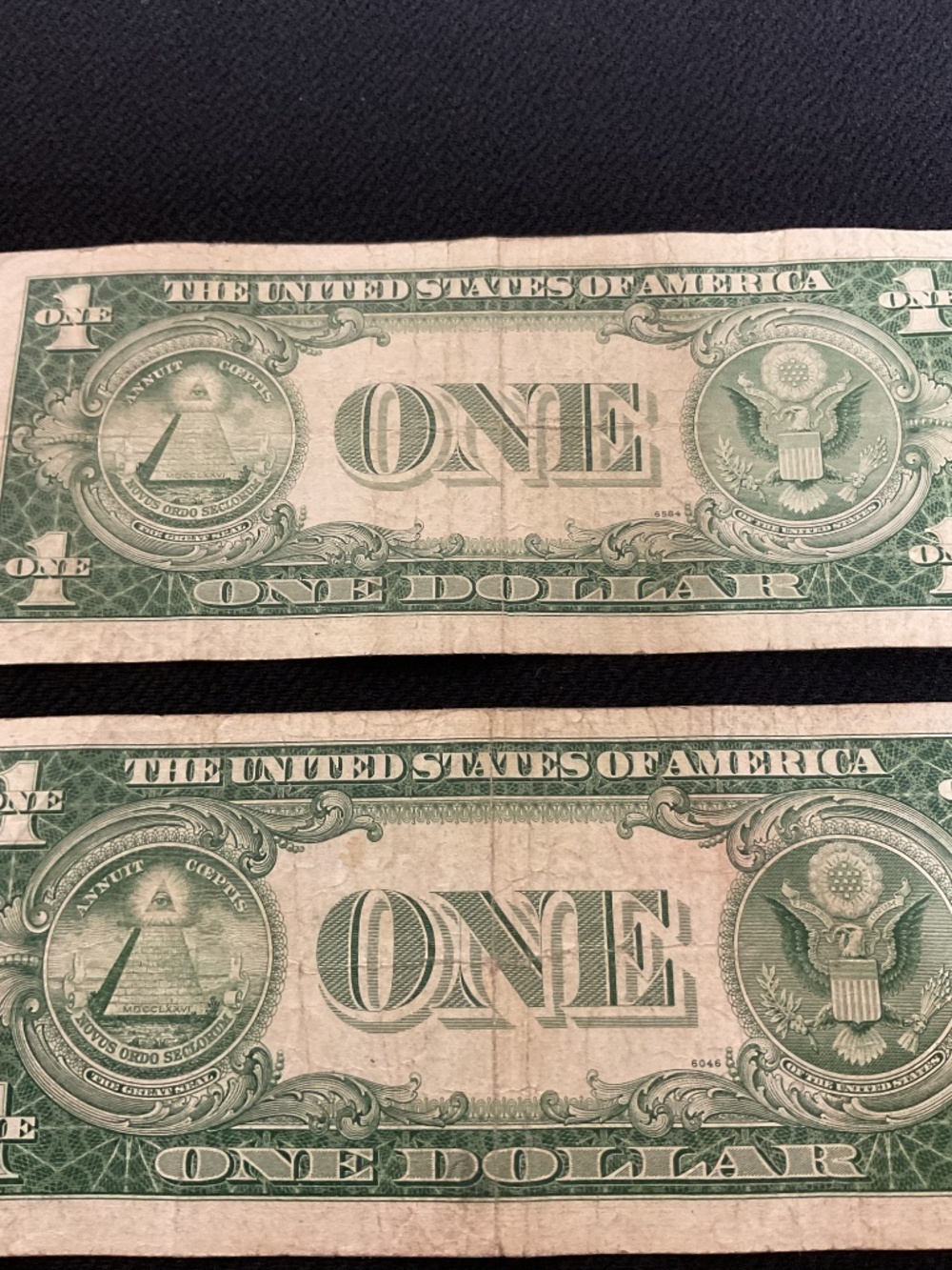 Blue seal $1 bills collectibles (Set of 2) bills - Picture 7 of 9